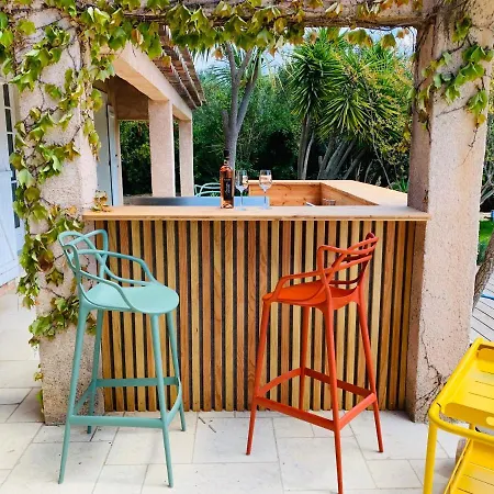 Les Domaines De Provence 생시르쉬르메르